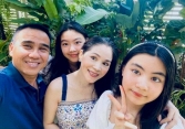 MC Quyền Linh tiết lộ nhà 'có nhiều bạn nhỏ đứng canh cửa', ai đọc xong cũng tấm tắc chuyện anh dạy con quá hay