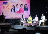 'Hoa hồng kể chuyện' - Hành trình trao yêu thương và chinh phục thành công