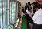Lãi suất ngân hàng thấp nhưng giá bất động sản không ngừng bị đẩy lên cao