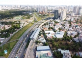 Dịch COVID-19 kéo theo hoạt động sản xuất kinh doanh bị ngưng trệ, khiến nhiều doanh nghiệp bất động sản đối mặt với khó khăn về dòng tiền