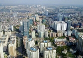 Do dịch Covid-19 kéo dài, không ít nhà đầu tư đã lâm vào trạng thái băn khoăn, do dự