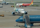 Vietnam Airlines đề xuất nâng sàn giá vé cao nhất thế giới gây tổn hại đến khách hàng và các hãng hàng không khác trước nguy cơ phá sản