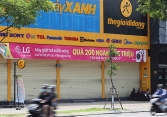 'Chơi' như Thế Giới Di Động tự cho quyền không thanh toán tiền mặt bằng