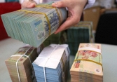 Nhu cầu gửi tiền giảm mạnh