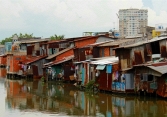 TP.HCM lên kế hoạch triển khai 53 dự án di dời nhà trên và ven kênh rạch