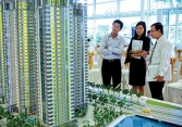 Doanh nghiệp bất động sản thêm khó khi bị siết vốn, thủ tục pháp lý...