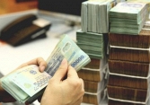 Trong bối cảnh 'tiền mặt là vua' như hiện tại, các doanh nghiệp đã có những động thái cơ cấu lại tài sản