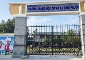 Thầy giáo dọa dùng lựu đạn 'xử' hiệu trưởng