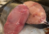 Giá thực phẩm ngày 3/7: Cá cờ 190.000 đồng/kg