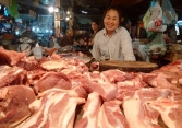 Tiêu thụ mạnh, giá thịt heo tăng theo