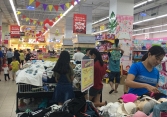 Việt Nam có nguy cơ đánh mất thị trường bán lẻ vào tay nước ngoài?