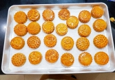 Bánh Trung thu handmade hút khách nhưng chất lượng ra sao?

