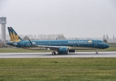 Vietnam Airlines và Jetstar Pacific khuyến cáo hành khách đến sân bay Hồng Kông sớm do ảnh hưởng biểu tình
