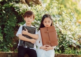 Ngạn và Hà Lan khiến khán giả xao xuyến trong bộ ảnh 'Mắt Biếc' phiên bản nhí