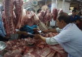 Giá thịt heo sỉ về chợ giữ ở mức 55.000 đồng/kg