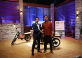 Shark Hưng “bán thân” chiêu dụ startup sản xuất xe máy điện