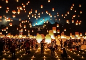 Du lịch Thái Lan tháng 11: Lễ hội thả đèn trời hấp dẫn ở Chiang Mai