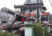 Động đất mạnh ở Indonesia khiến hàng trăm người thương vong, nhiều tòa nhà bị hư hại