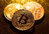 Bitcoin tăng lên đỉnh 3 tháng, thị trường phục hồi nhẹ