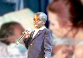 Nkosi Johnson, một đứa trẻ bị nhiễm HIV/AIDS khiến cả Nam Phi thay đổi nhận thức về căn bệnh thế kỷ