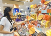 Giá cả  ổn định trong ngày mùng 1 Tết Canh Tý, riêng đồ cúng lễ đắt hàng