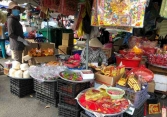 Trái cây, cá lóc nướng đắt khách ngày vía Thần Tài