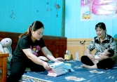 Mẹ chồng đồng hành cùng con dâu trong chặng đường tìm kiếm hạnh phúc