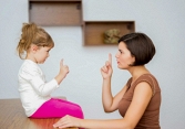 Cha mẹ thông thái: Bí quyết giúp con kiểm soát hành vi hiệu quả
