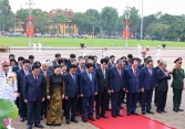 Lãnh đạo Đảng, Nhà nước vào Lăng viếng Chủ tịch Hồ Chí Minh