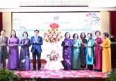 Tạo điều kiện để nữ trí thức tham gia nghiên cứu, phát triển khoa học công nghệ