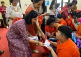 CLB Nhà báo nữ Việt Nam: Gieo nụ cười, xây niềm tin cho trẻ em khiếm thính đón 1/6