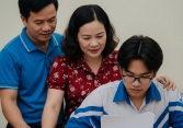 Ngoài kiến thức, con cần gì từ cha mẹ trong 3 tháng thi?