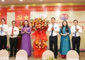 Bà Nguyễn Thị Ái Vân, Chủ tịch Hội Nữ trí thức Huế được bầu làm Bí thư Đảng ủy Mặt trận Tổ quốc Huế