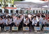 Học sinh Hà Nội rộn ràng trong lễ khai giảng năm học 2025 - 2026