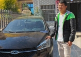 Người đàn ông U40 đăng tải video quay nhà và xe, tưởng khoe giàu nhưng lại tiết lộ nỗi trăn trở khiến dân mạng ngậm ngùi đồng cảm