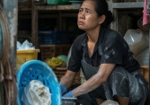 Mất Tết... vì ô sin về quê 'quên' luôn ngày trở lại!