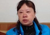 Hai con gái đuổi mẹ ra khỏi nhà không cho bà hưởng tài sản của cha quá cố: 'Thân phận trước kia của bà ấy không phải bình thường!'