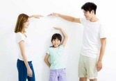 Cha mẹ đừng 'đầu độc' con bằng  “thuốc” tăng chiều cao!