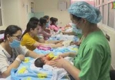 Tất cả trẻ sơ sinh sẽ được cấp mã số định danh vào năm 2020