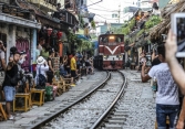 Phó Thủ tướng Thường trực Trương Hòa Bình: Xem xét kiến nghị xin giữ phố 'cà phê đường tàu”