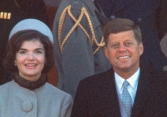 Câu chuyện đằng sau chiếc mũ Pillot của Đệ nhất phu nhân Jackie Kennedy