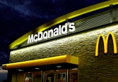 Hết sa thải CEO, McDonalds lại có nguy cơ bị kiện và mất 5 triệu đô