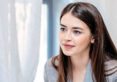 Nghị sĩ trẻ nhất Belarus từng đoạt danh hiệu hoa hậu