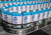 Vinamilk nói gì trước thông tin nghi ngờ nguồn nguyên liệu sản xuất sữa?