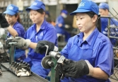 Làm việc vào ban đêm ngày Tết được thưởng 490% tiền lương ngày