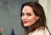 Sao ánh hào quang: Angelina Jolie từ quá khứ dữ dội đến nữ hoàng phòng vé Hollywood