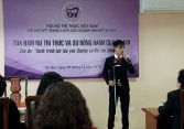 'Cây gậy trắng' và hành trình hỗ trợ người khiếm thị hòa nhập cộng đồng