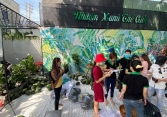 Người dân TP.HCM xếp hàng mua giải cứu nông sản