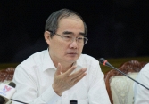 Vì sao TPHCM chưa cho học sinh đi học trở lại vào tháng 3?