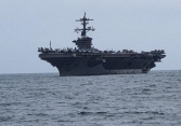 Tàu sân bay USS Theodore Roosevelt của Mỹ cập bến Đà Nẵng